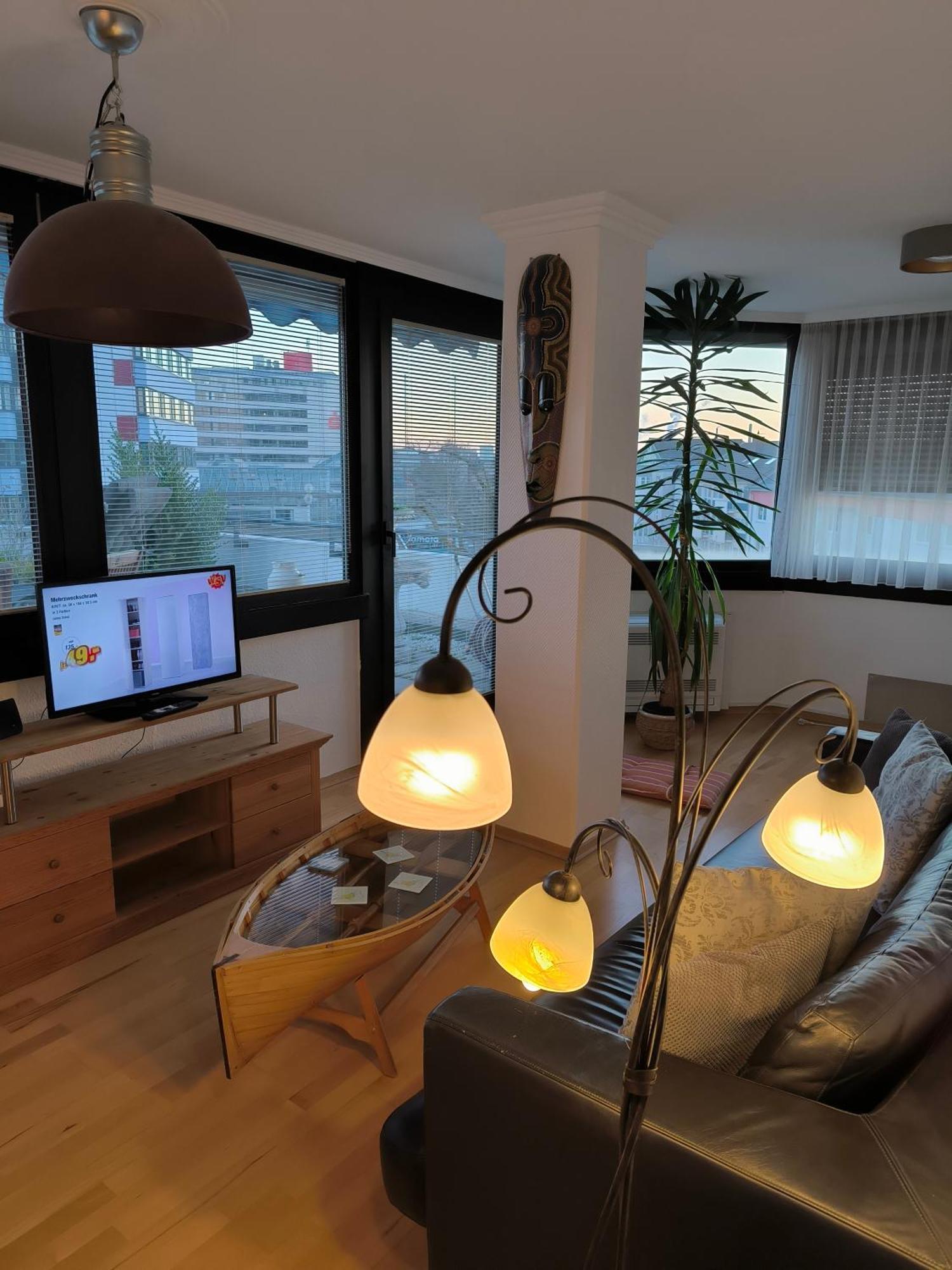 Central Leverkusen Apartment: Two-Bedroom Comfort with Dual Balconies Exterior photo
